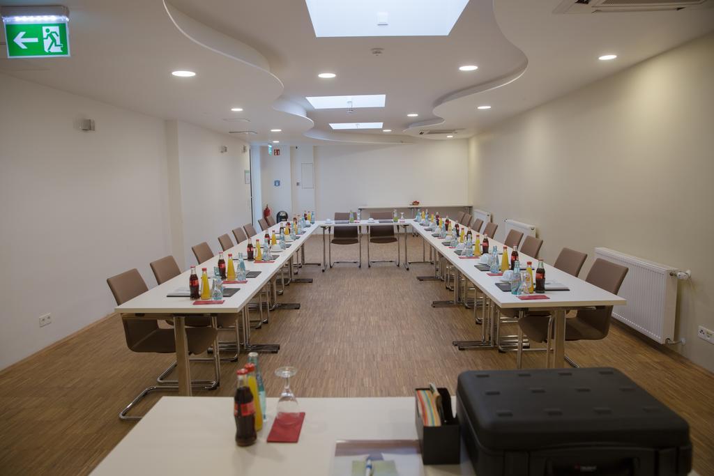 Goethe Hotel Messe By Trip Inn Φραγκφούρτη Εξωτερικό φωτογραφία